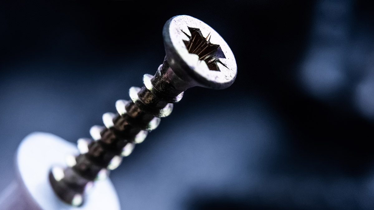 Twardość śruby a jej zastosowanie – jak dobrać odpowiednią klasę twardości?